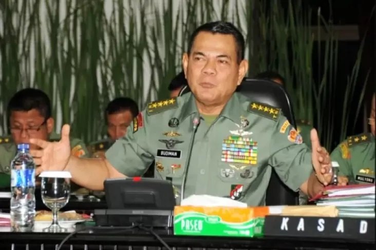 Karier Mentereng TNI Purn Budiman, Sosok Jenderal AD yang Hattrick Lulusan Terbaik Akmil, Seskoad dan Sesko TNI : Okezone Nasional