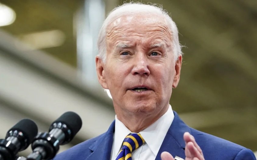 Presiden AS Joe Biden Positif COVID-19 di Tengah Seruan Mundur karena Kesehatan : Okezone News